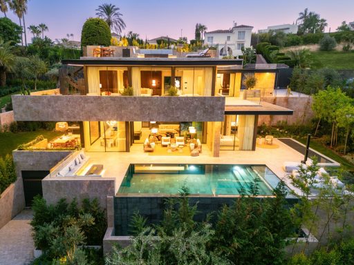 VILLA AZUL. LA CERQUILLA VILLA ORGÁNICA EN MARBELLA
